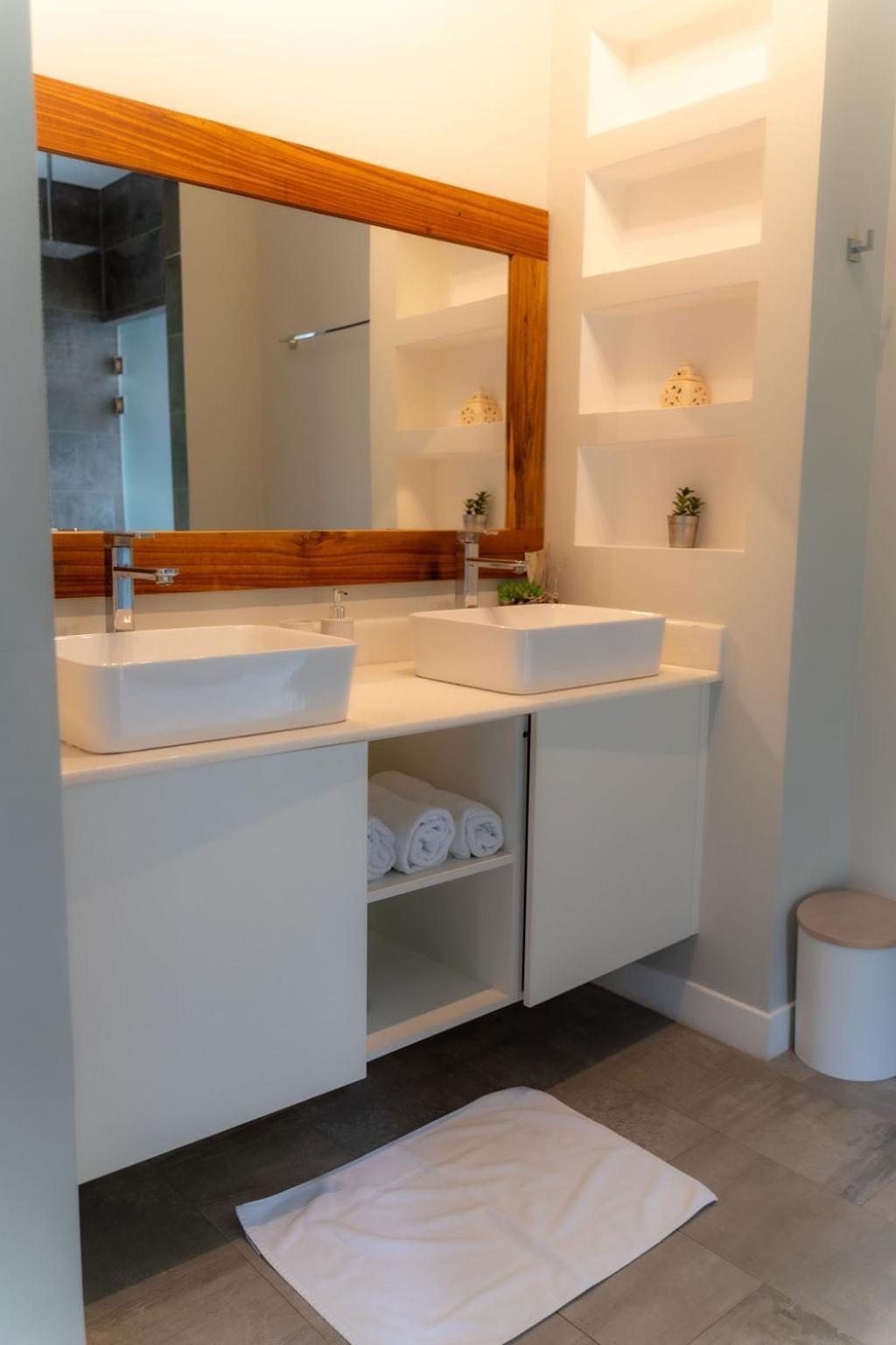 Lilan Nature, Modern House N°1, Private Swimming Pool. กาอุยตา ภายนอก รูปภาพ