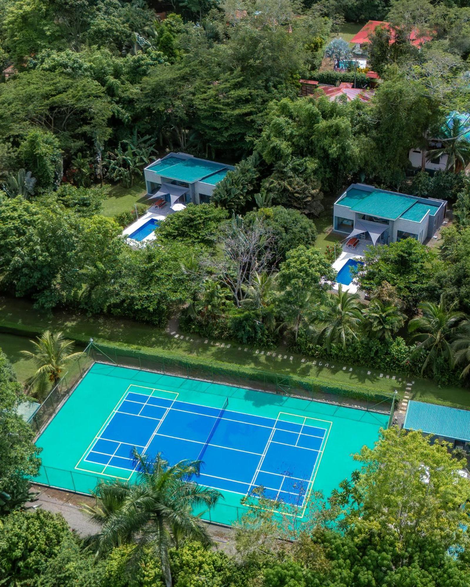 Lilan Nature, Modern House N°1, Private Swimming Pool. กาอุยตา ภายนอก รูปภาพ